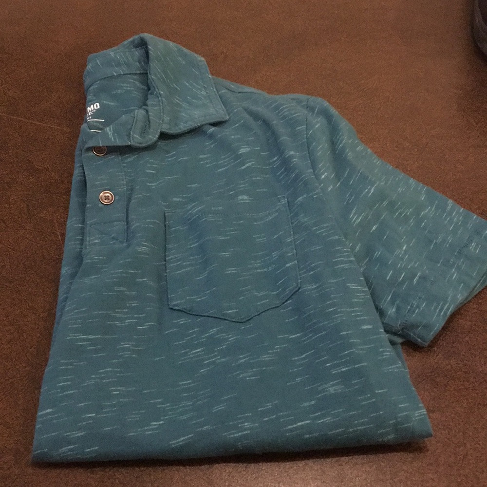 Mossimo Mens short sleeve button up TShirt